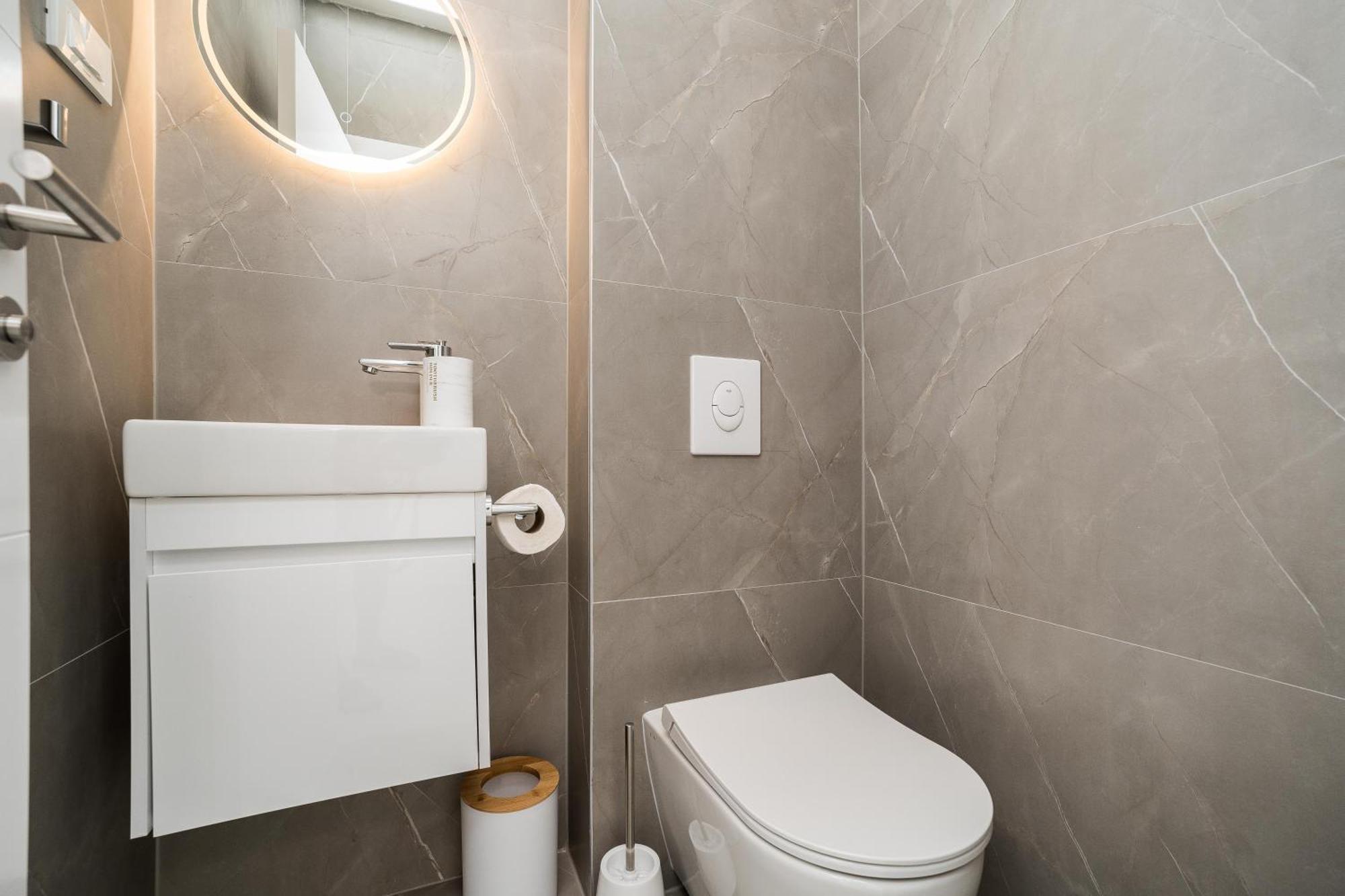 Apartment Ante *